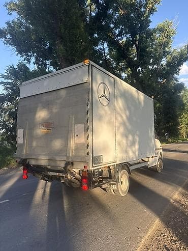 бишкек мото: Жүк ташуучу унаа, Mercedes-Benz — 5