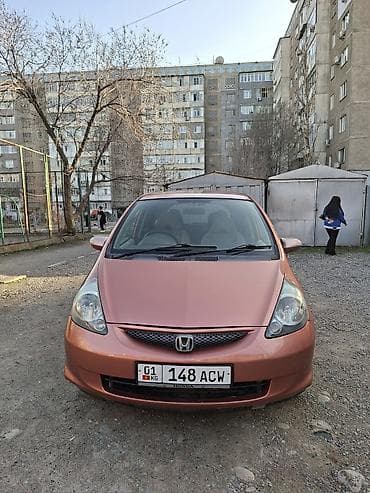 Honda Fit: 2005 г., 1.3 л, Автомат, Бензин, Хэтчбэк — 4