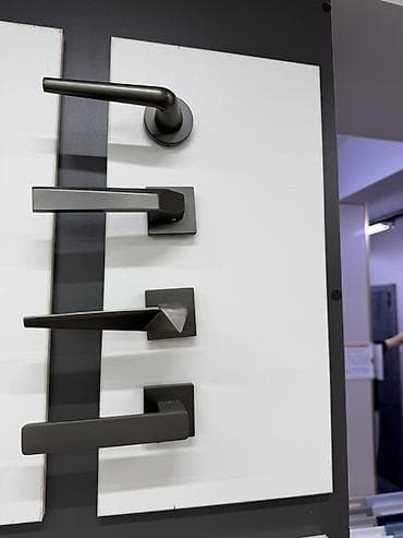 Дверные ручки: Дверная ручка, Для межкомнатных дверей, Металлические, Без установки — 1