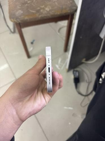 iphone qw: IPhone 13, Б/у, 128 ГБ, Старлайт, Защитное стекло, Чехол, 88 % — 7