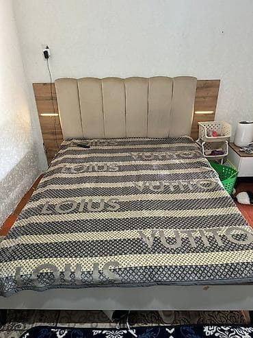 новый спальный: Спальный гарнитур, Б/у, Двуспальная кровать, Самовывоз — 2