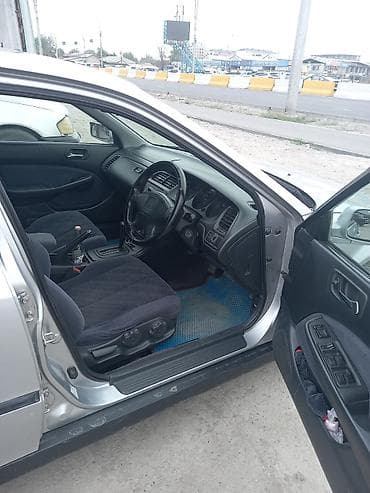 gac s9: Honda Ascot: 2002 г., Автомат, Бензин, Седан — 1
