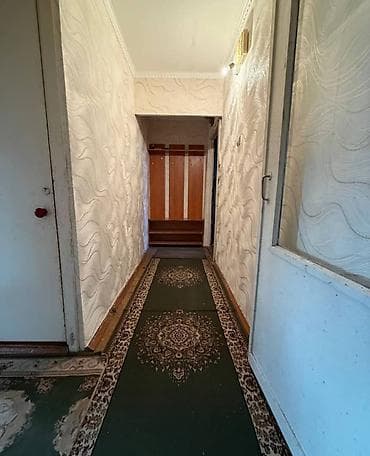 3: 1 комната, 34 м², 8 мкр 105 серия, 3 этаж — 8