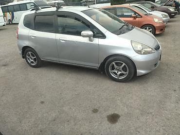 Продажа авто: Honda Fit: 2003 г., Хэтчбэк — 4