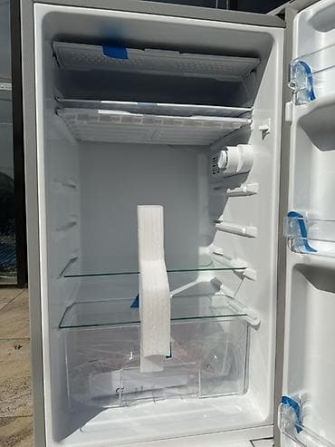 мерседес 124 объем 2 2: Мини-холодильник CHiQ - Общий объем: 92 л - Класс — 5