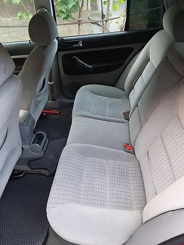 Транспорт: Volkswagen Golf: 1998 г., 1.6 л, Автомат, Бензин — 8