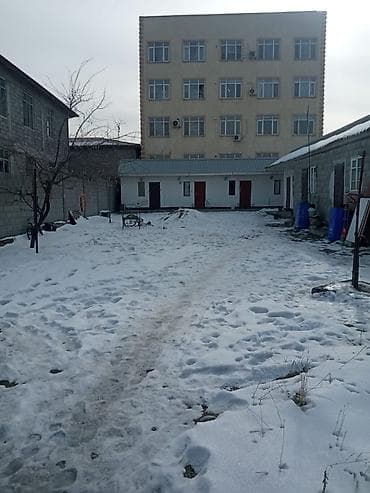 гостиница в кара балта: 16 м², 2 комнаты — 1