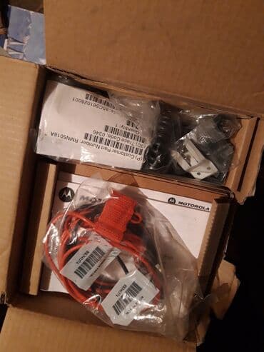 альпинист кондиционер: Радиостанция Motorola CM140 — 2