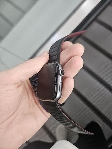 смарт часф: Apple Watch Series 5, 44 мм — 1