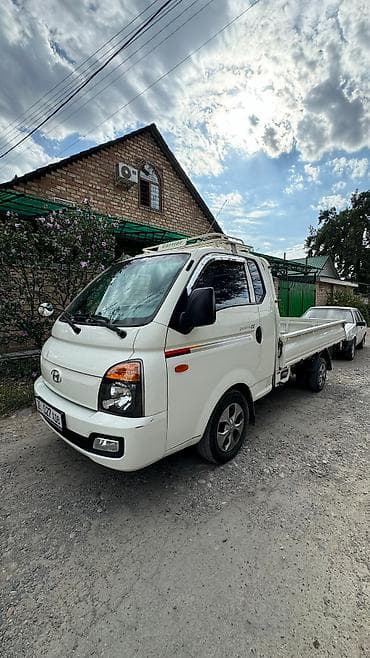 hyundai 140: Легкий грузовик, Hyundai, Стандарт, 1,5 т, Б/у — 1