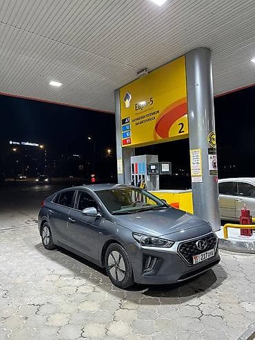 7 1: Hyundai Ioniq: 2019 г., 1.6 л, Автомат, Гибрид, Лифтбек — 7
