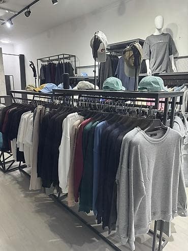 зеркало для магазина одежды: Кронштейн Для одежды, Материал: Металл, Лофт, Б/у — 1