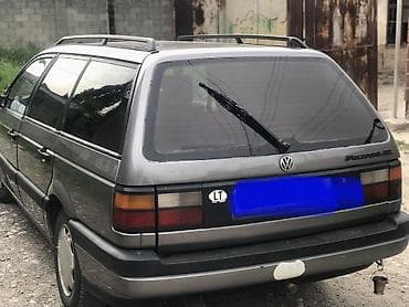 Volkswagen Passat Variant: 1992 г., Механика, Универсал
