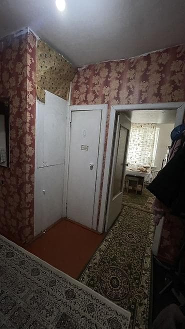 Квартиры: 2 комнаты, 50 м², Индивидуалка, 4 этаж, Требуется ремонт — 8
