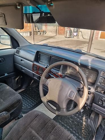 Honda: Honda Stepwgn: 2001 г., 2 л, Автомат, Бензин, Минивэн — 4