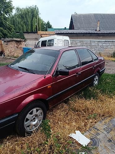 Volkswagen Passat: 1994 г., 1.8 л, Кол менен иштөөчү, Бензин, Седан