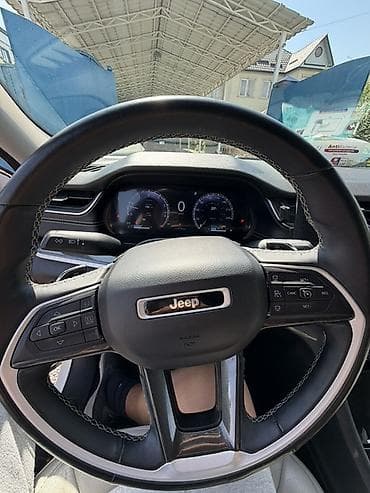 обычные диски: Jeep Grand Cherokee: 2021 г., 3.5 л, Внедорожник — 7