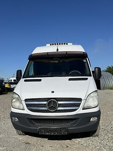 Грузовик, Mercedes-Benz, Стандарт, 3 т — 1
