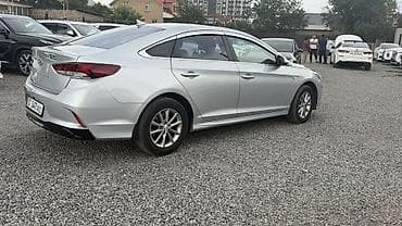Hyundai Sonata: 2019 г., 2 л, Автомат, Бензин, Седан — 3
