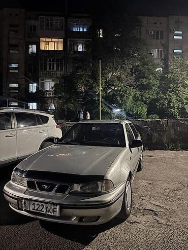 Daewoo Nexia: 2006 г., 1.5 л, Механика, Бензин, Седан