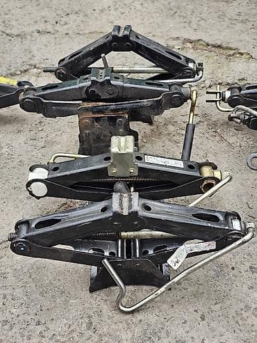 Унаа инструменттери: Оригинальные домкраты для Honda / Nissan / VW / BMW / Skoda / Audi / — 4