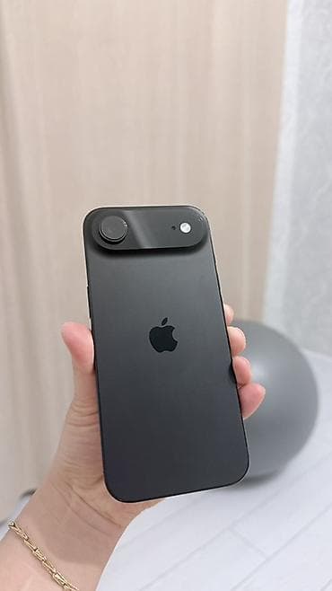 hoco ew50: IPhone 17, Б/у, 256 ГБ, Черный, Защитное стекло, 100 % — 2