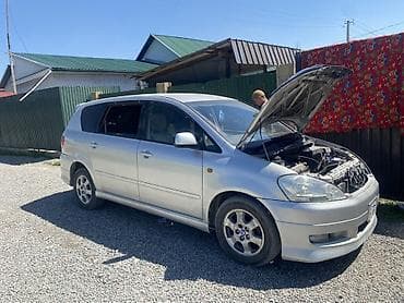 gac aion v: Toyota Ipsum: 2002 г., 2.4 л, Автомат, Газ, Минивэн — 8