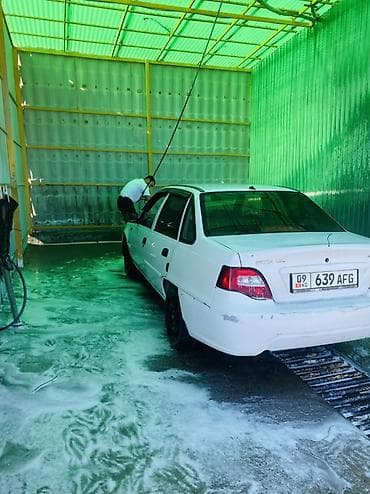 Унаа сатуу: Daewoo Nexia: 2010 г., 1.6 л, Кол менен иштөөчү, Бензин, Седан — 2