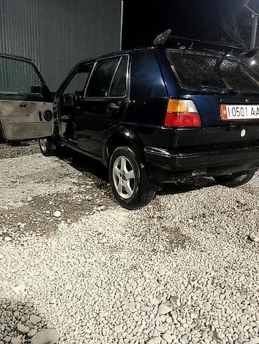 Volkswagen Golf: 1987 г., 1.6 л, Ручные, Бензин, Хэтчбэк