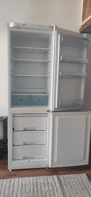 СРОЧНО ПРОДАЮ Холодильник с морозильный камерой все работает at lalafo.kg СРОЧНО ПРОДАЮ Холодильник с морозильный камерой все работает