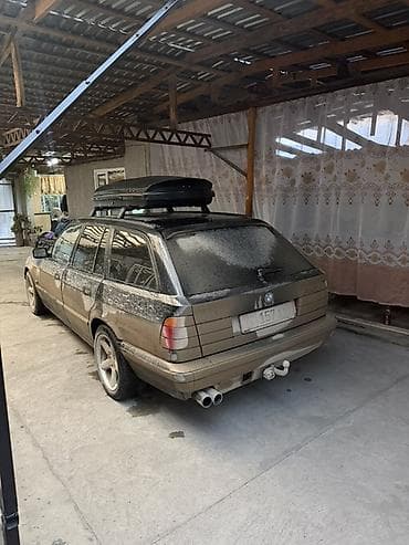 распорка е34: BMW 525: 1993 г., 2.5 л, Механика, Бензин, Универсал — 1