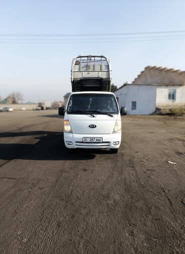 продажа прицепов для легковых автомобилей бу: Kia : 2006 г., 2.5 л, Дизель — 1