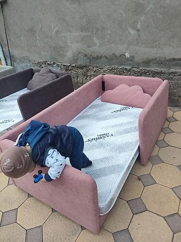 купить полки для цветов: Детская односпальная кровать, Новый, Для девочки, Для мальчика, С матрасом, С бортиком, Бесплатная доставка — 2