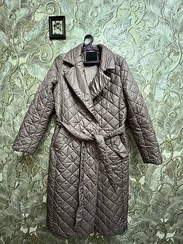 пальто женское недорого: Женское весеннее легкое стеганное пальто, миди, размер 44-46 — 4