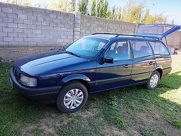 Volkswagen Passat Variant: 1993 г., 1.8 л, Механика, Бензин, Универсал