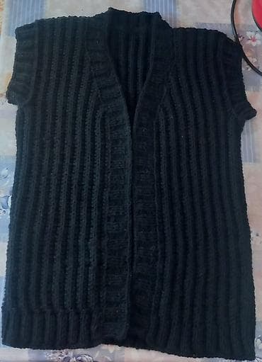 Вязаный женский жилет без застёжек - Цвет: тёмный (чёрный/графит). -