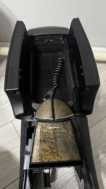 подлокотник на бус: Подлокотник Mercedes-Benz, цвет - Черный — 3