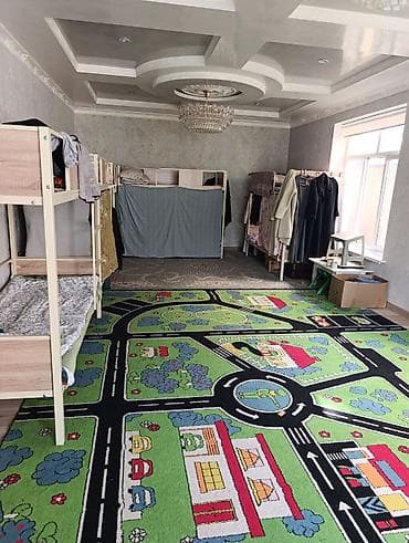 пригородный дом: 382 м², 10 комнат — 8