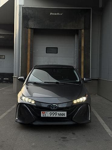byd e5: Toyota Prius: 2021 г., 1.8 л, Автомат, Электромобиль, Седан — 2