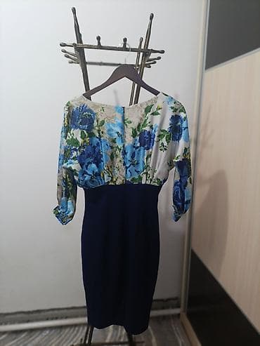 женские сапоги б у: Женская одежда — комплект отдельных вещей: 1) Платье LAGAZZETTA: - — 2