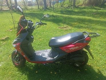 мотобайк купить: Скутер 150-200 см³ (визуально — спортивный класс) в ярком красном — 3