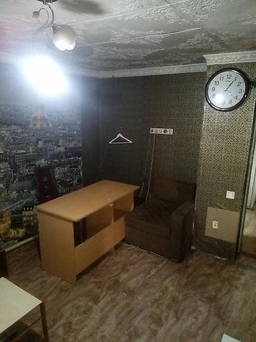 доброй плаза: Комната в доме. Полностью изолированная. Единственная комната в левой — 2