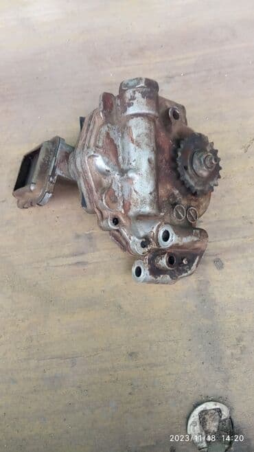 Масленный насос на Тойота Камри и Ипсум 2.4.об