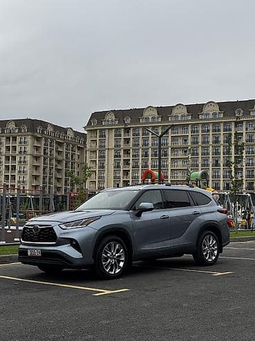 530: Toyota Highlander: 2023 г., 2.4 л, Автомат, Бензин, Внедорожник — 2