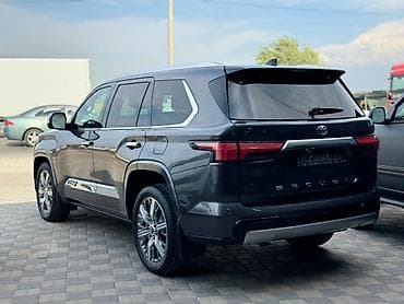 34: Toyota Sequoia: 2023 г., 0.5 л, Автомат, Бензин, Внедорожник — 6