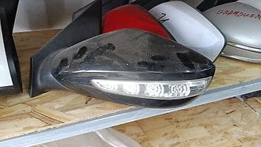 обшивка дверей 124: Зеркало боковое автомобильное с повторителем поворота (LED) - Корпус — 1