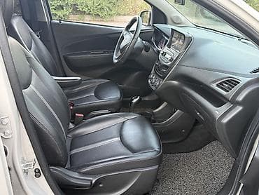 самая дешевая машина: Chevrolet Spark: 2020 г., 0.1 л, Автомат, Бензин, Хэтчбэк — 7