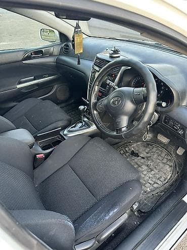 mini v: Toyota Corolla: 2004 г., 2 л, Автомат, Бензин, Универсал — 4