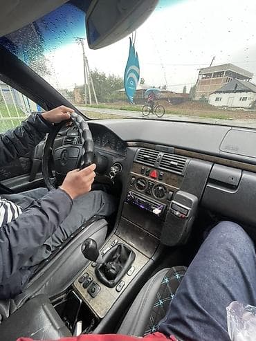 124 ешка 2 2: Mercedes-Benz E-Class: 1998 г., 2.4 л, Механика, Бензин, Седан — 3