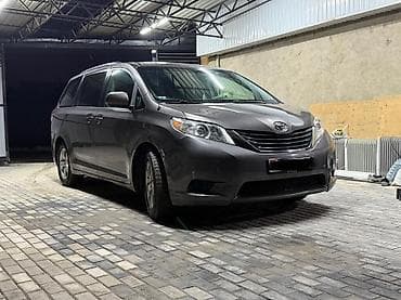 Toyota Sienna: 2013 г., 3.5 л, Автомат, Бензин, Минивэн